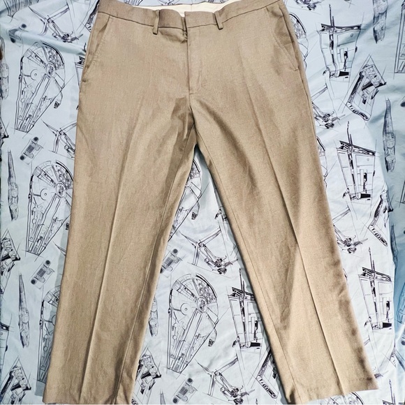 Kenneth Cole Reaction Men's Khaki Pants - Picture 1 of 10